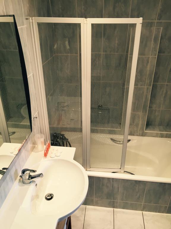 Hotel & Spa Rodier Campagnac  Rom bilde